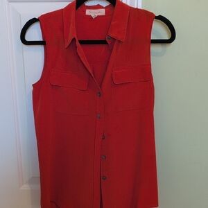 Two by Vince Camuto Red Sleeveless Button-Down Shirt